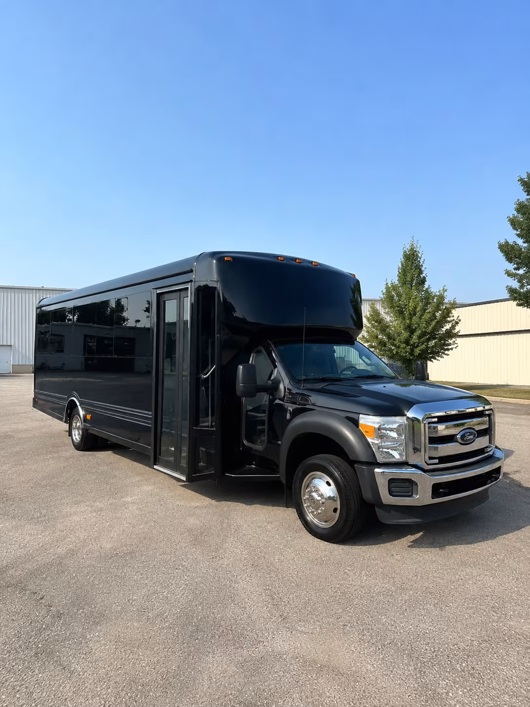 Glendale Homecoming & Prom Party Bus Rentals
