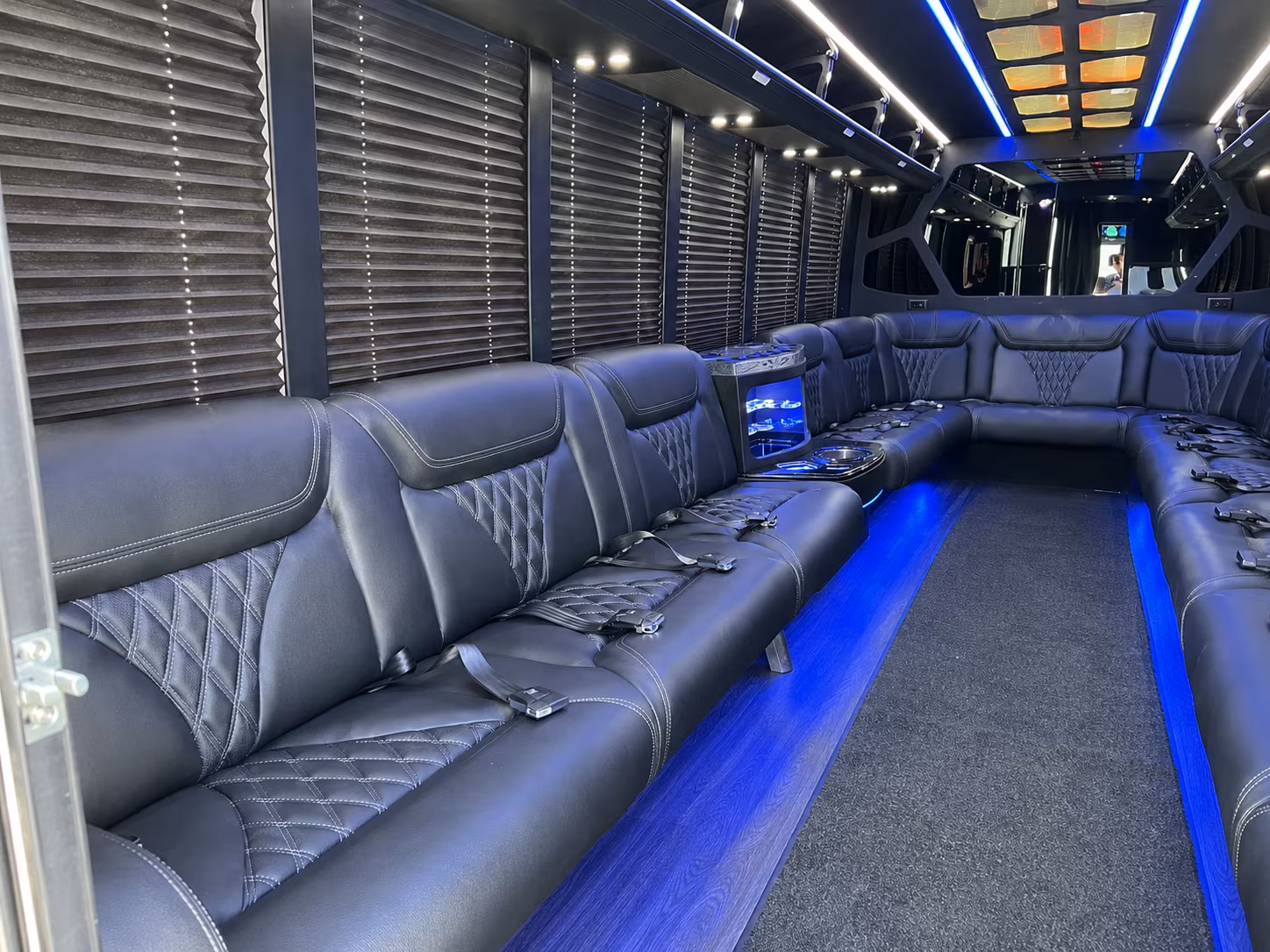 Goodyear Winery Tour & Pub Crawl Transportation