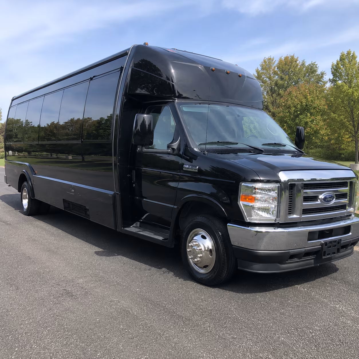 Phoenix Winery Tour & Pub Crawl Transportation party bus exterior
