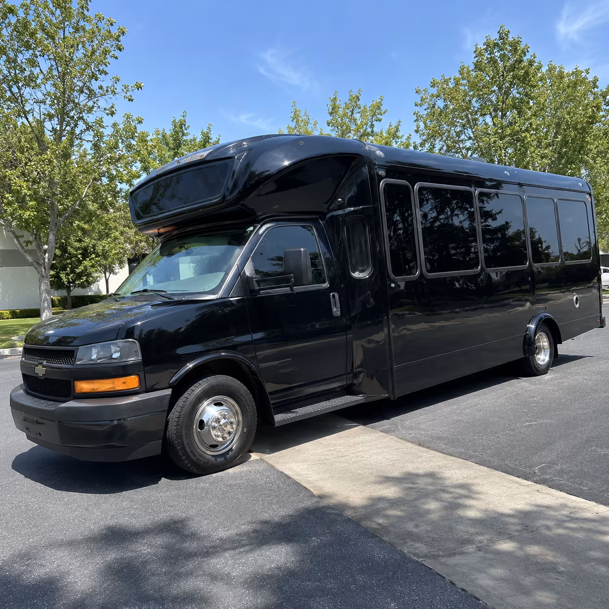 Surprise Winery Tour & Pub Crawl Transportation