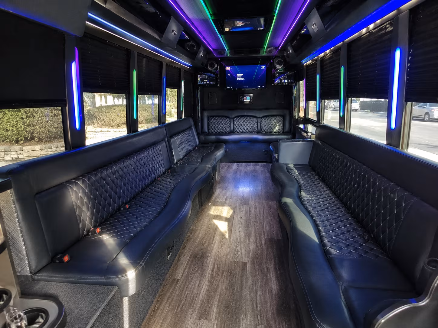 Phoenix Winery Tour & Pub Crawl Transportation